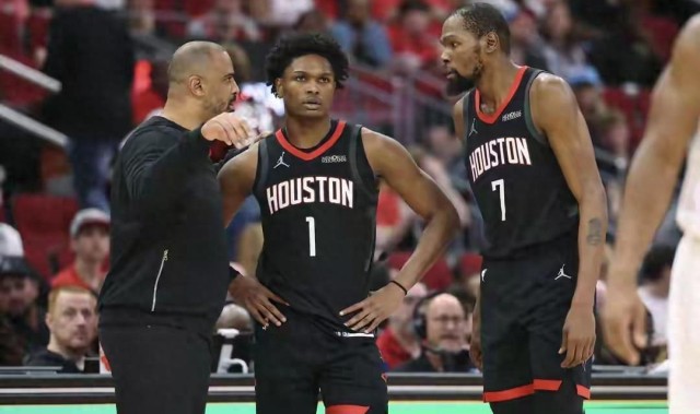 火箭又惨败！球迷心凉半截：杜兰特累死，年轻人装死？